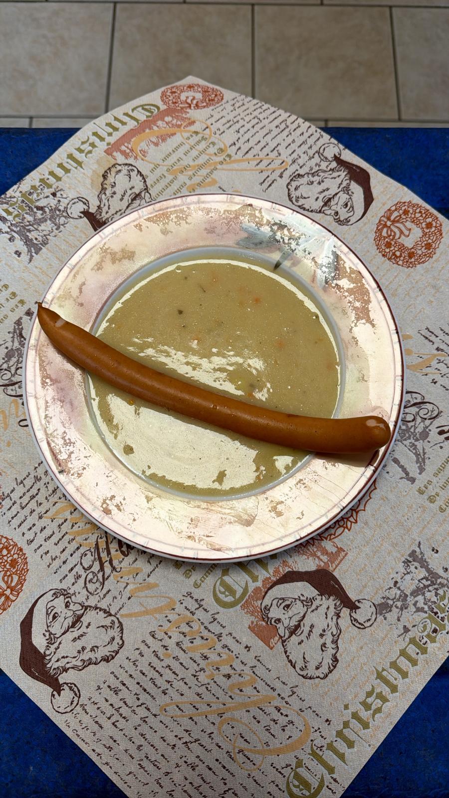 Kartoffelsuppe mit Wiener - Rosenküche Gardelegen