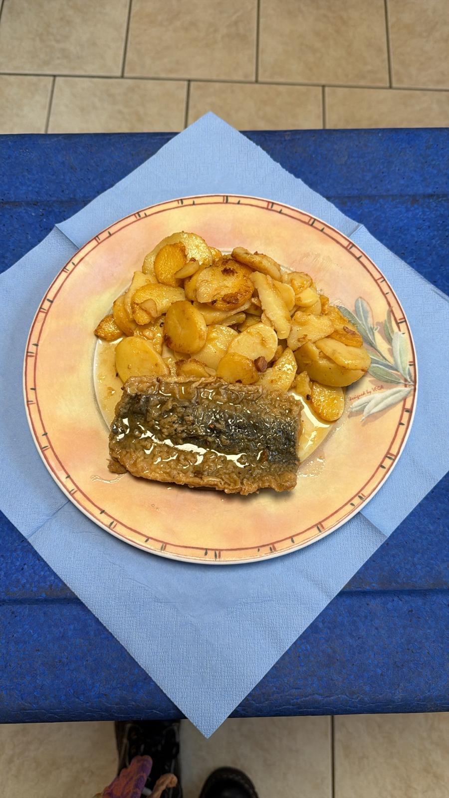 Bratkartoffeln und Brathering - Rosenküche Gardelegen