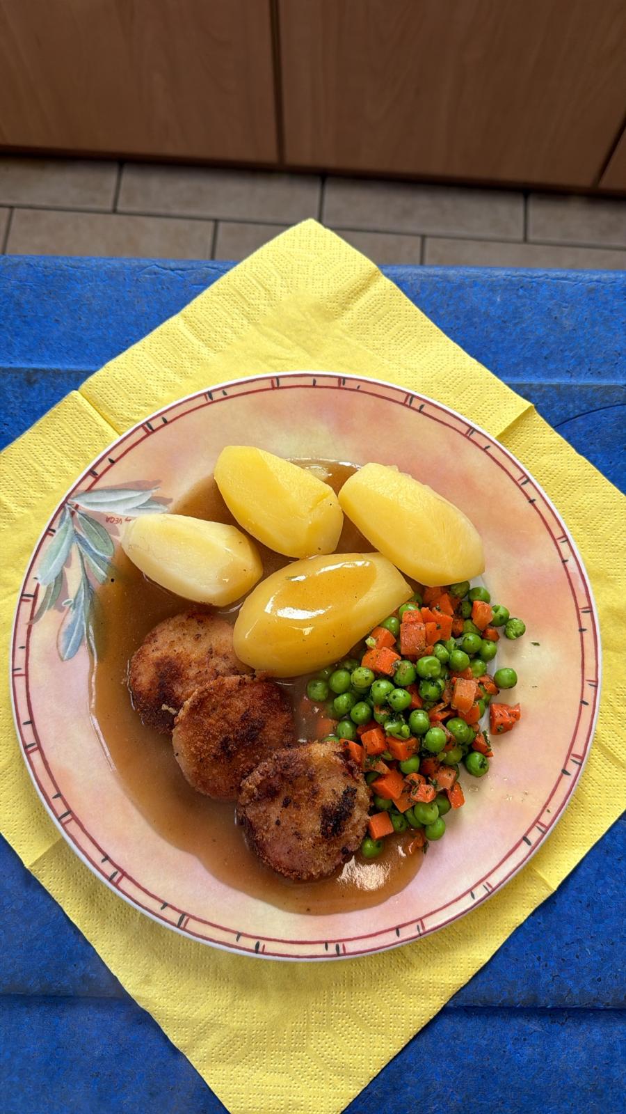 Jägerschnitzel - Rosenküche Gardelegen