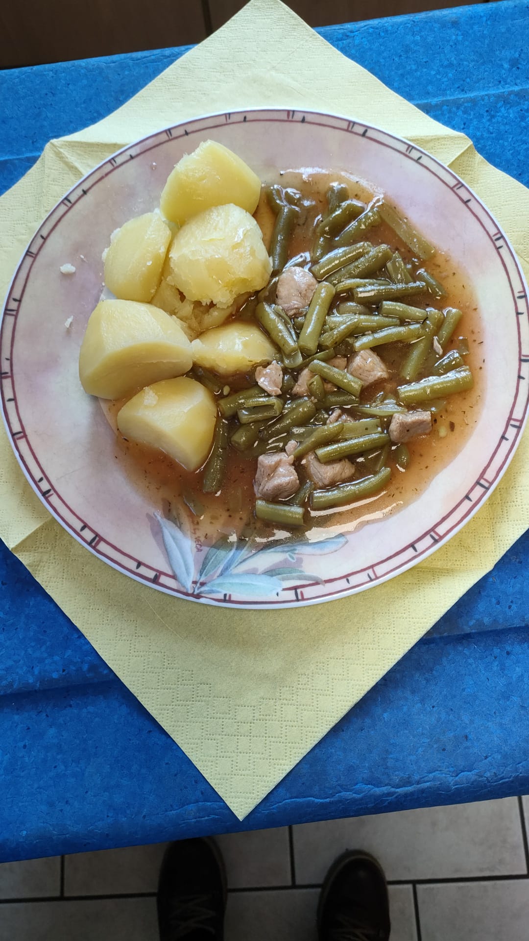 Bohnengulasch - Rosenküche Gardelegen