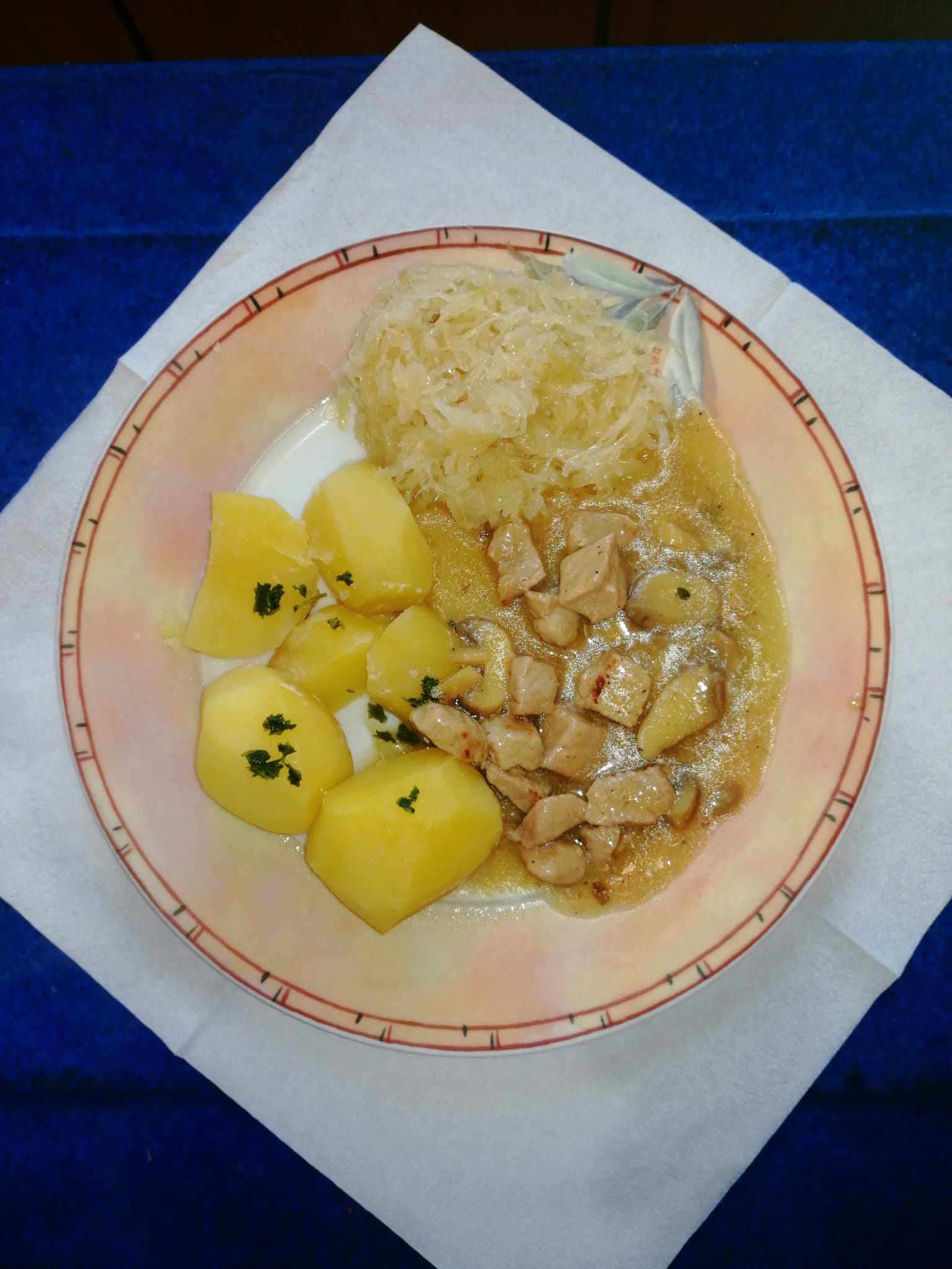 Gulasch - Rosenküche Gardelegen