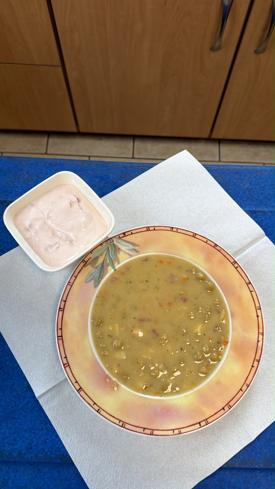 Erbsensuppe - Rosenküche Gardelegen